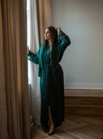 Emerald green abaya