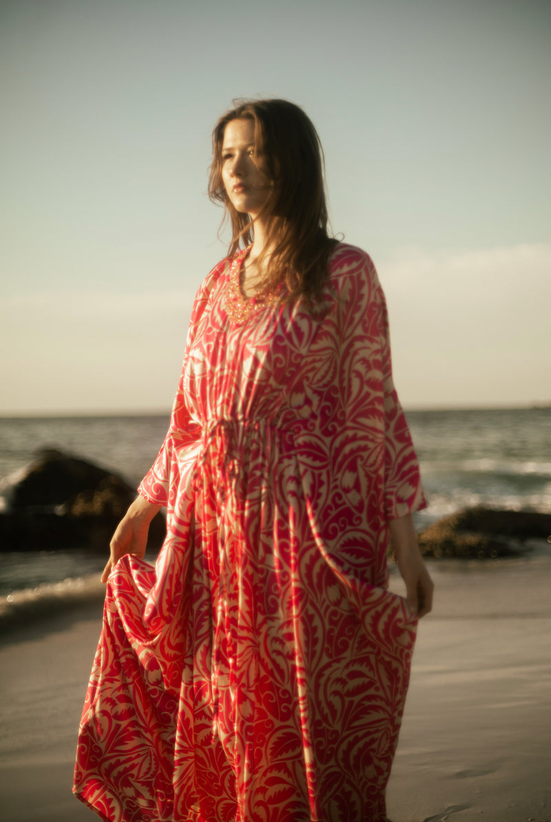 Fusicia Pink kaftan